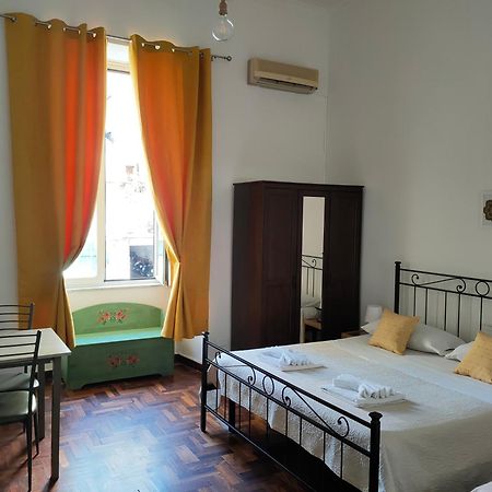 Napoli Centro Casa Annina Close To Toledo St Exteriör bild